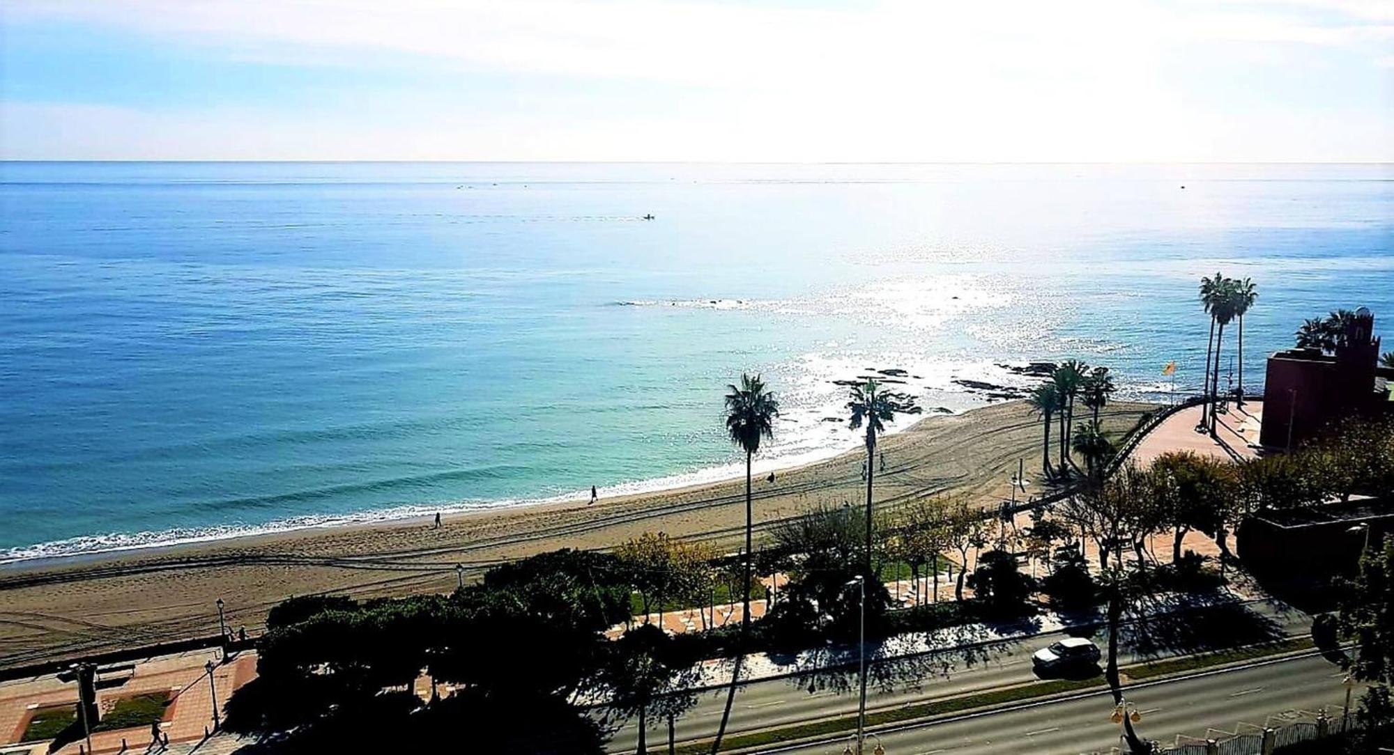 Frontal Sea View Apartment Benalbeach Benalmádena Exterior foto