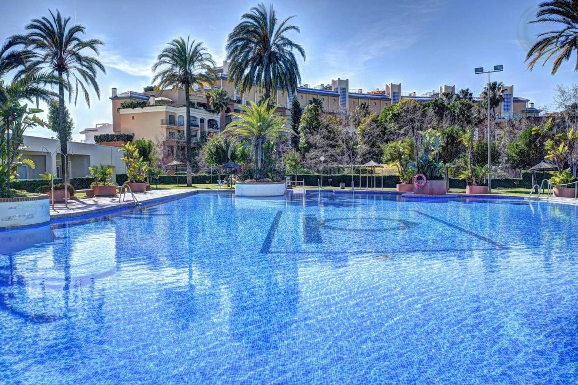 Frontal Sea View Apartment Benalbeach Benalmádena Exterior foto